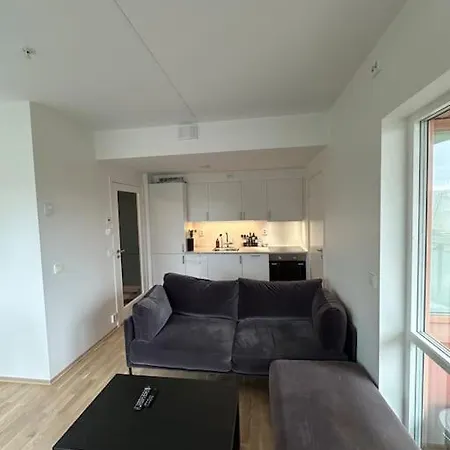Apartament Sentral Hjorneleilighet Med Balkong